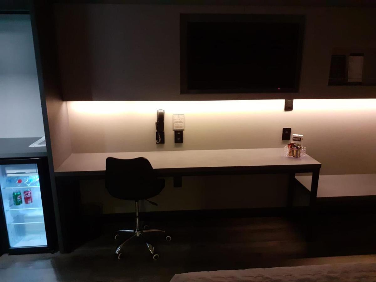Hotel Le Canard Lages Buitenkant foto