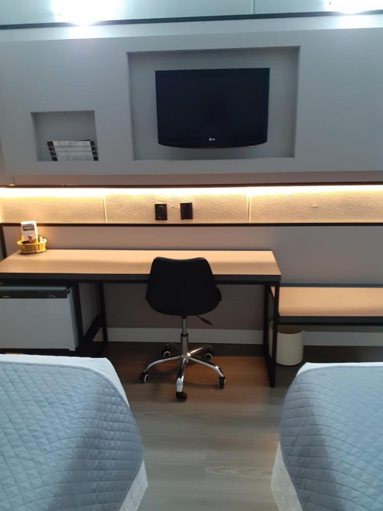 Hotel Le Canard Lages Buitenkant foto